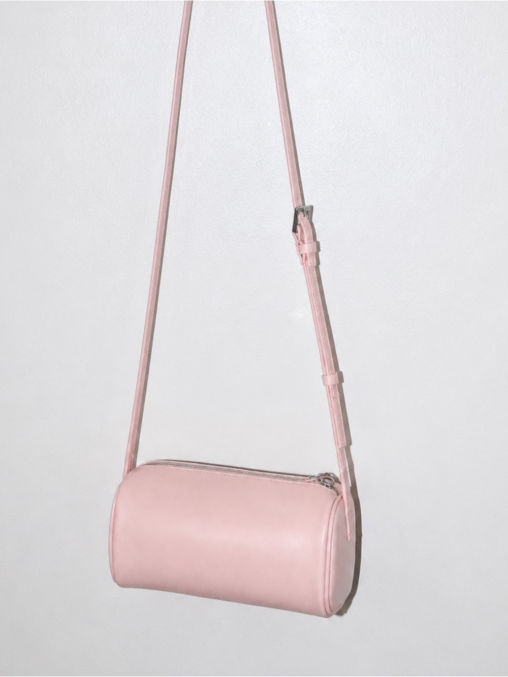 90s Style Leather Pink Barrel Bag with crossbody strap / Vegan / NWT